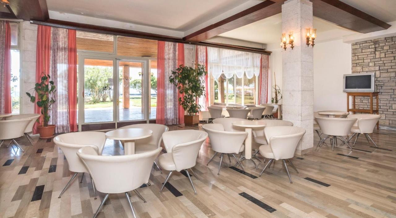 Guest House Adriatic Umag Extérieur photo