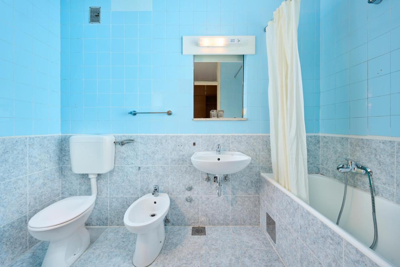 Guest House Adriatic Umag Extérieur photo