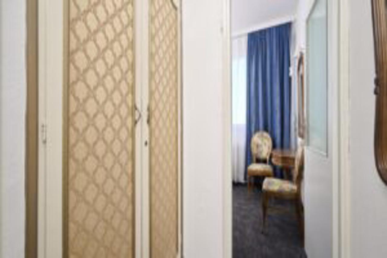 Guest House Adriatic Umag Extérieur photo